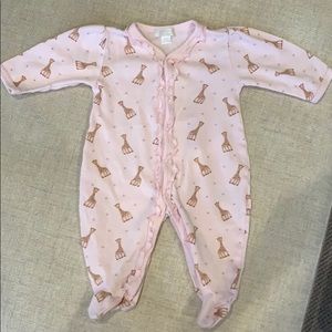 Kissy kissy onesie